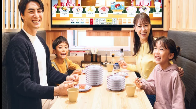 賑わうスシローの店内